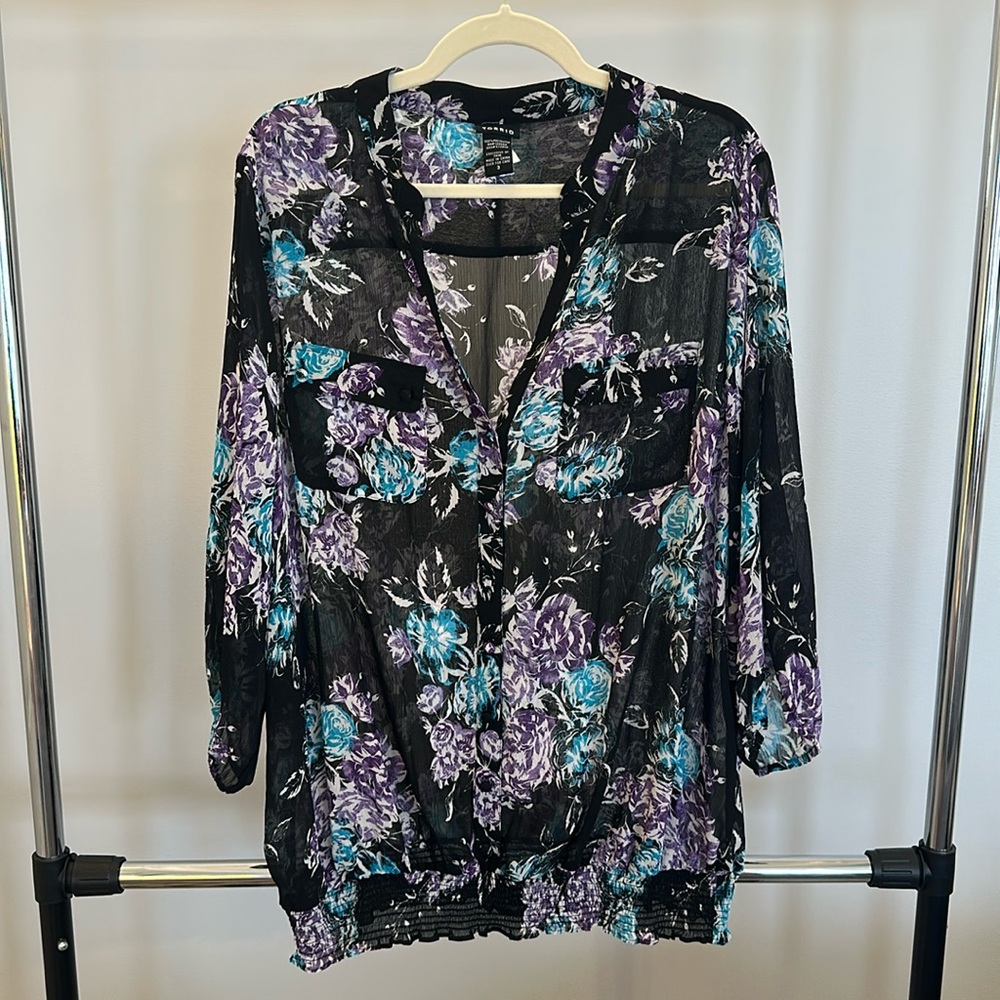 Torrid Harper 3/4 Sleeve Pullover Blouse